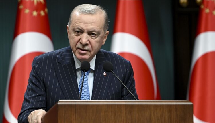 الرئيس أردوغان يهنئ يهود تركيا بعيد الفصح