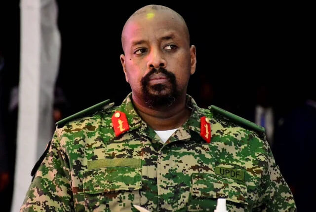 موهوزي كاينيروغابا