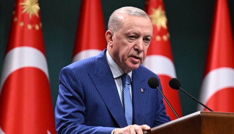 أردوغان: الأمهات يشكلن ركيزة الأسرة والمجتمع